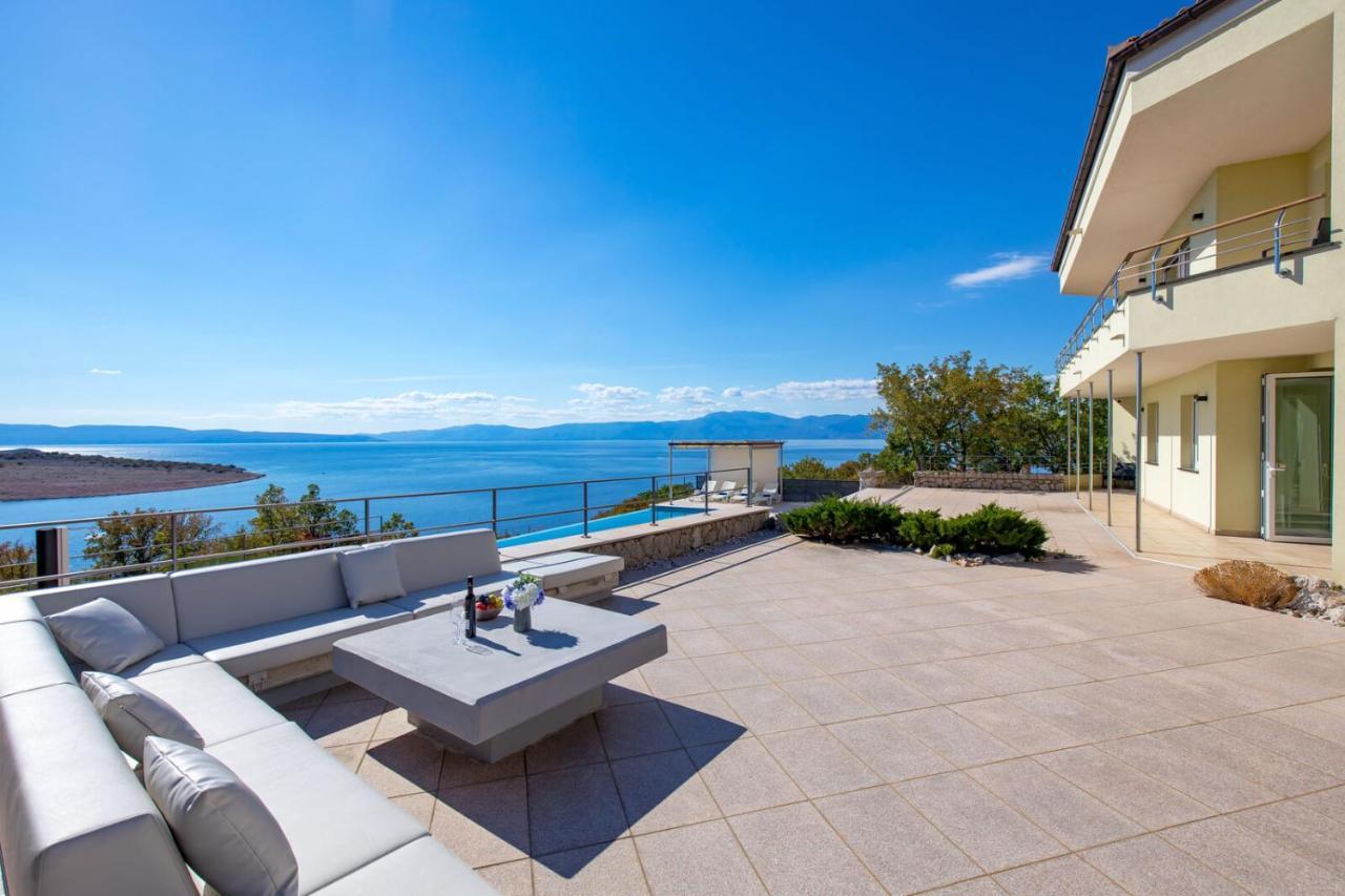 Luxury Villa Ostro With Pool & Krk Bridge View Kraljevica Luaran gambar