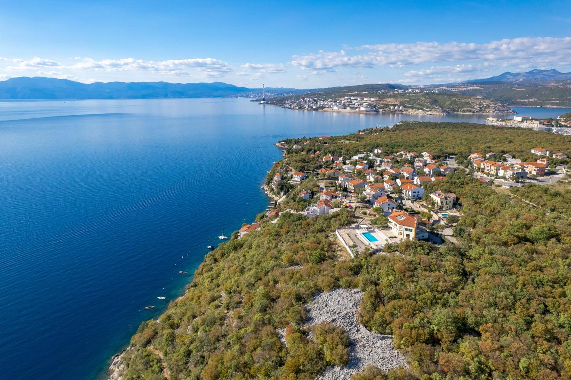 Luxury Villa Ostro With Pool & Krk Bridge View Kraljevica Luaran gambar